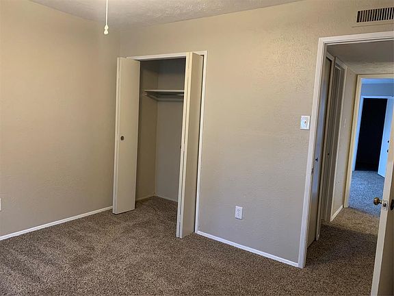 5th image of 2019 Fall Meadow Dr