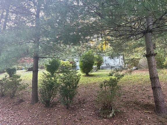 3rd image of 1247 N Rocky Branch Rd