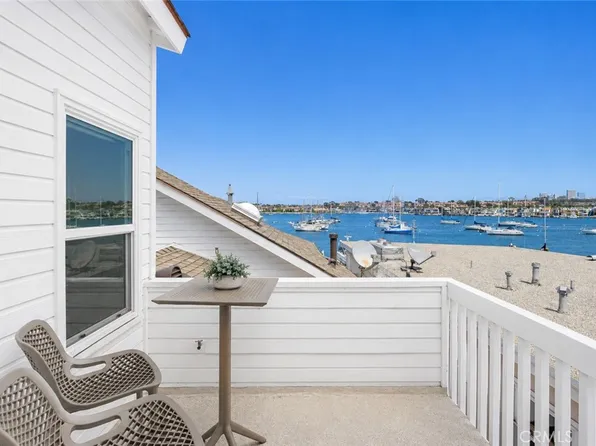 207 E Edgewater Ave, Newport Beach, CA 92661