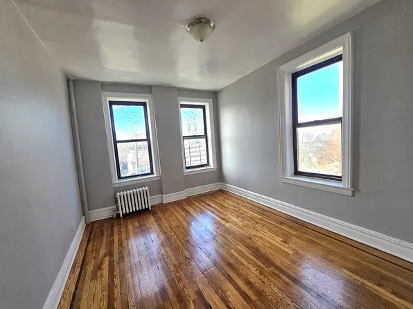 2075 East 16th Street image 1 of 5