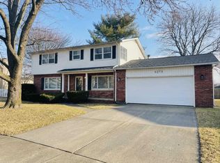 5273 Fairway Dr, Bay City, MI 48706
