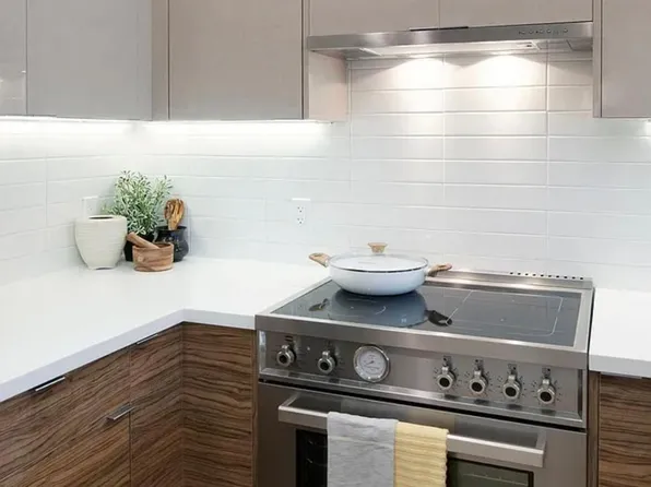 3535 Wawona St, San Francisco, CA