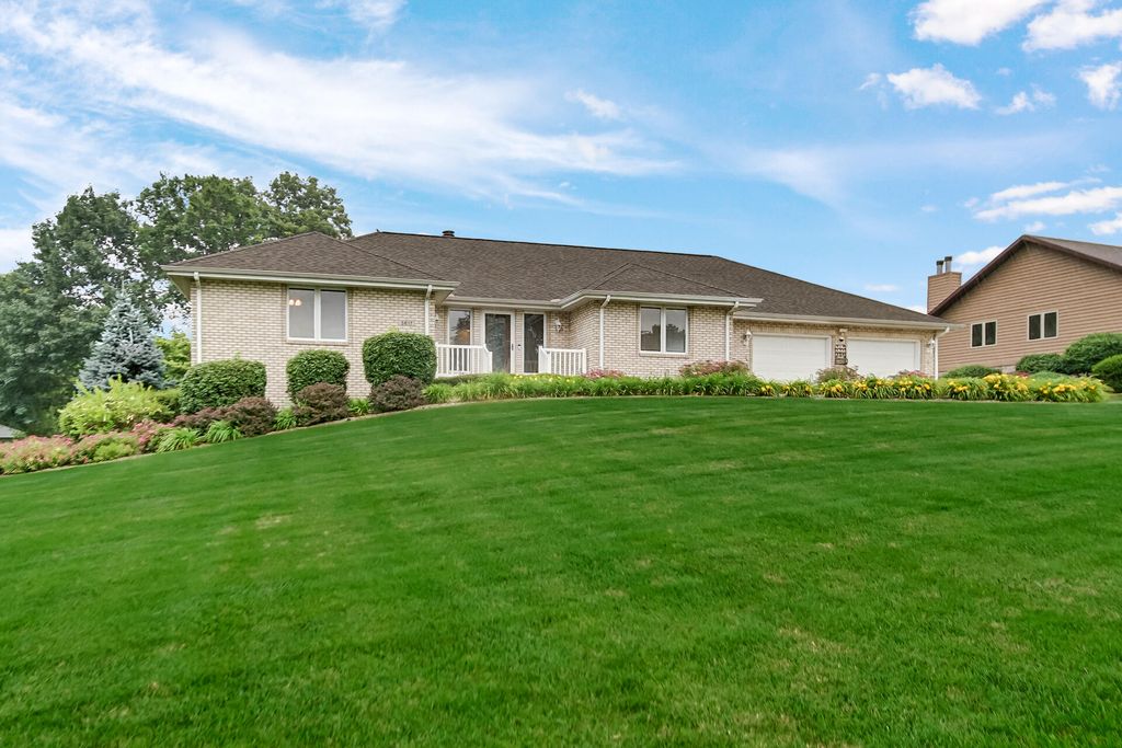 5617 W Wilmens Trl, La Porte, IN - View 2