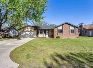 2512 S Capri St, Wichita, KS 67210