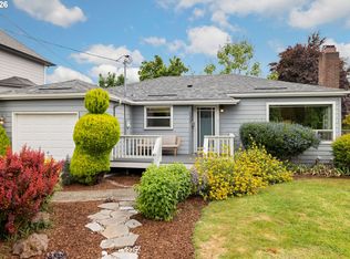1533 NE Holman St, Portland, OR 97211
