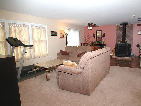 3rd image of 8055 S Brockton Ct