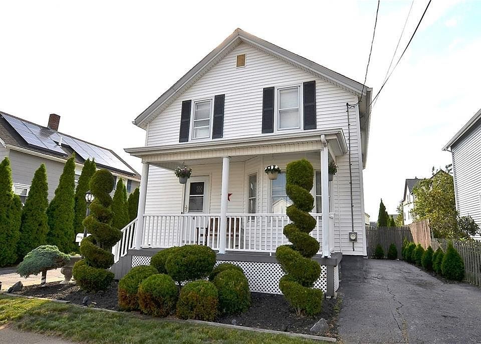 1st image of 46 N Phillips St