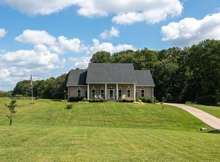 8882 New Chapel Rd, Springfield, TN 37172