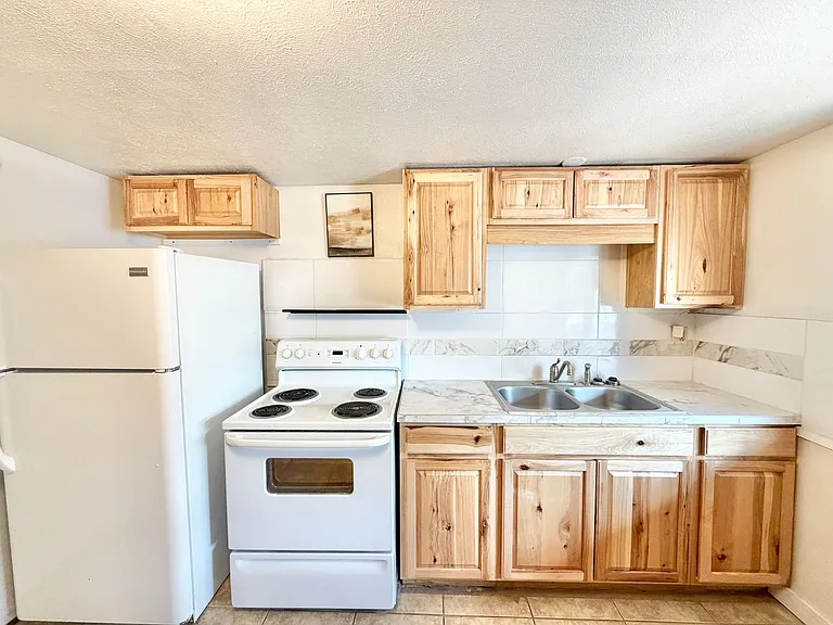 Sunset Terrace — Photo 9