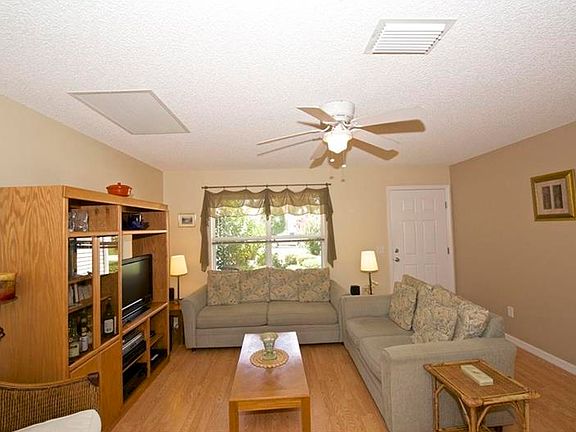 3rd image of 9205 SE 177th Simons Ln