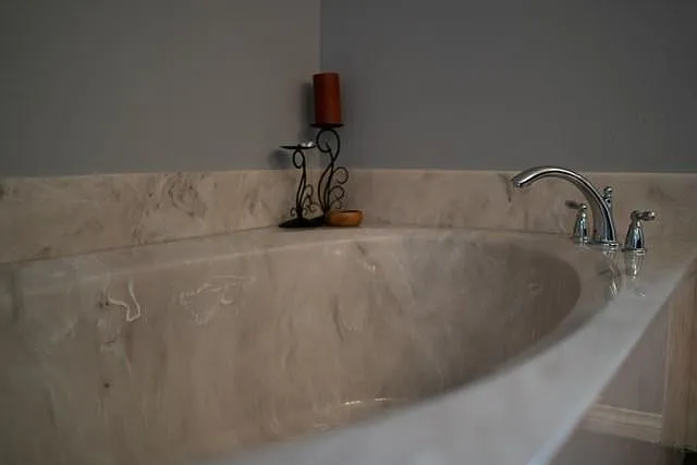 Master soak tub