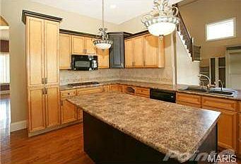 5th image of 7230 Westfield Woods Dr