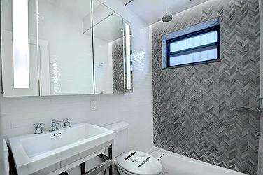 Rented by Urbane Brokerage