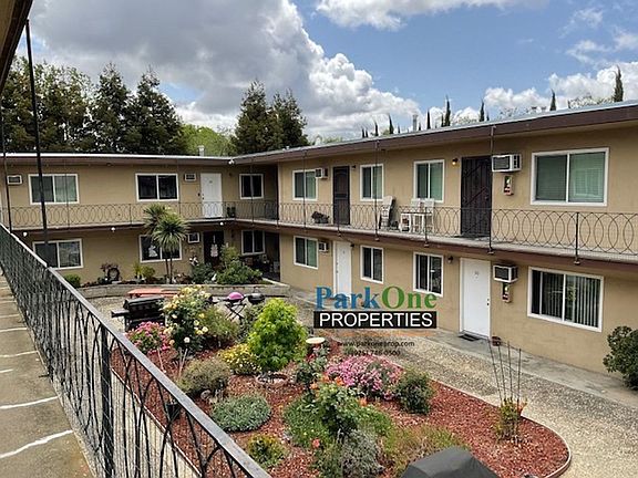 3rd image of 1895 San Vincente Dr #25