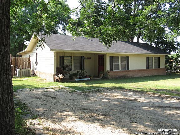 2nd image of 1109 Petersburg St