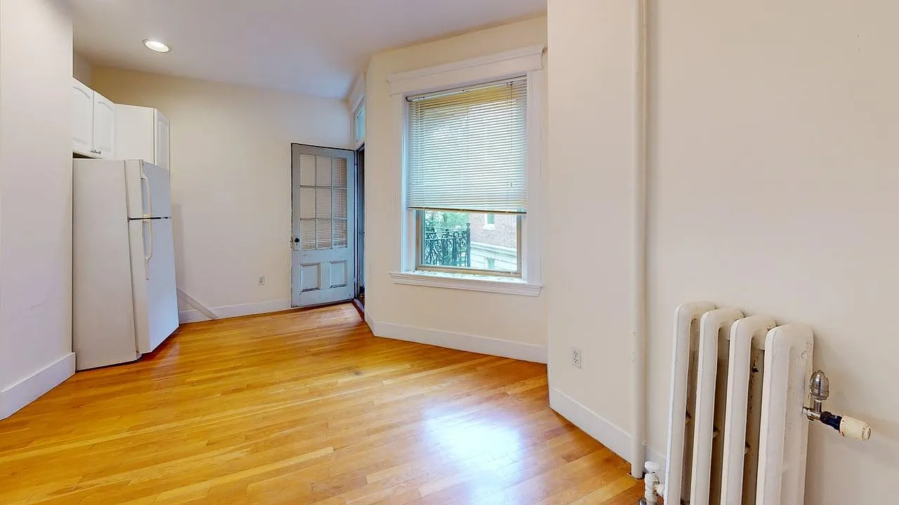 1 bed, 610 sqft, $2,750 — Photo 2