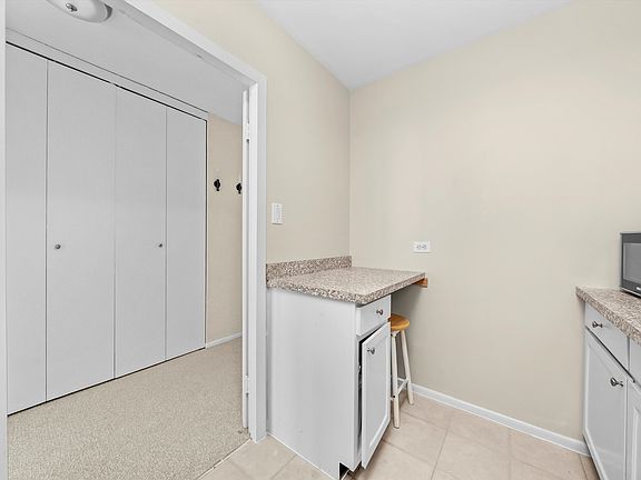 5th image of 777 N Michigan Ave APT 2202