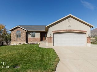 1870 E Erica Way, South Weber, UT 84405
