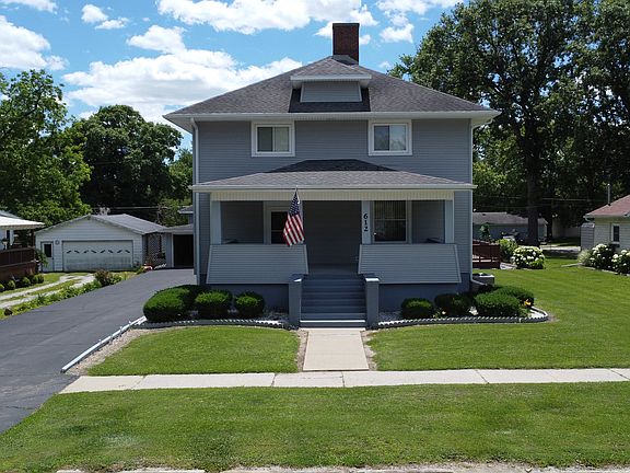 2nd image of 612 E Jones St