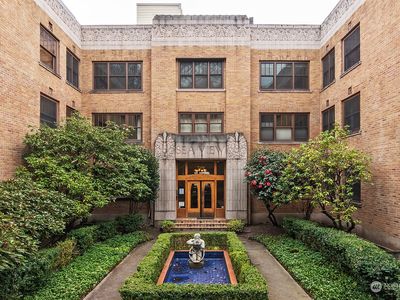 519 W Roy Street #202, Seattle, WA, 98119