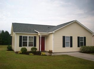 111 E Woodbine Ter, Burgaw, NC 28425