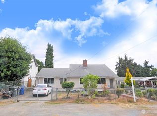 2459 S 135th St, Seatac, WA 98168