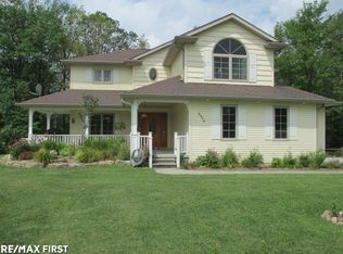 5902 Log Cabin Ln, Clyde, MI 48049