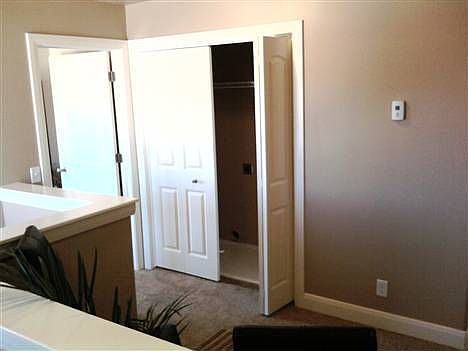 5th image of 3914 Bella Vista Dr