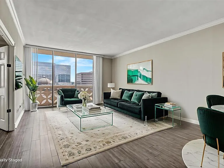 1801 Lavaca St #5F — Photo 4