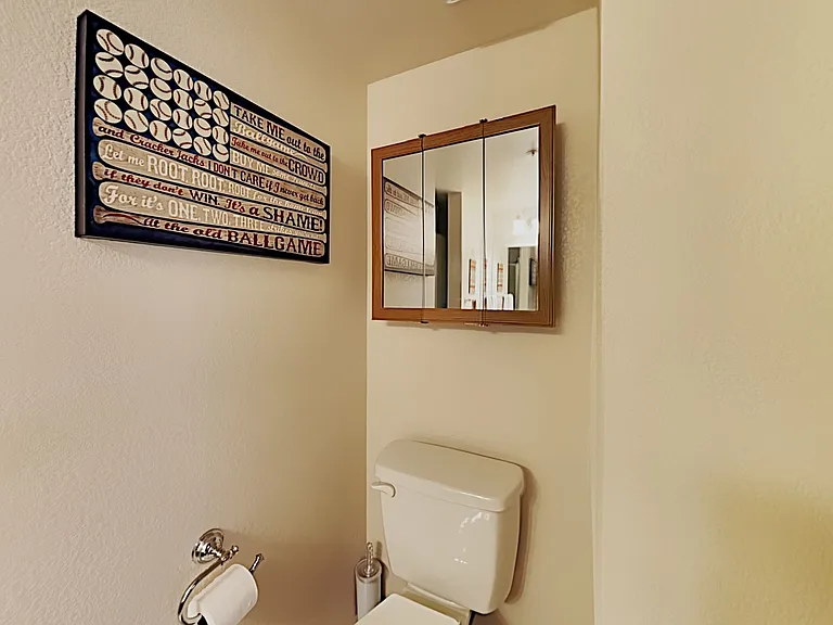 1806 Swanson Ave #202 — Photo 7