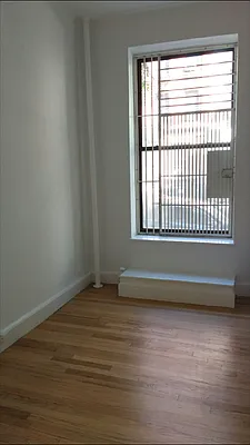 Rented by Manhattan Flats | media 36