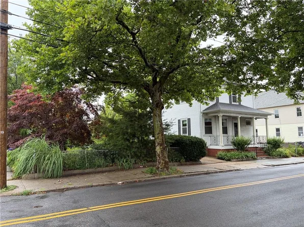 110 Mount Pleasant Ave, Providence, RI 02908
