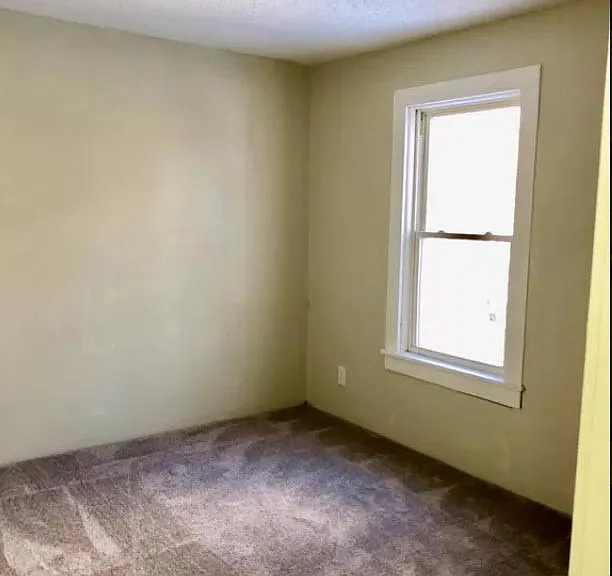 708 Johnson St — Photo 11