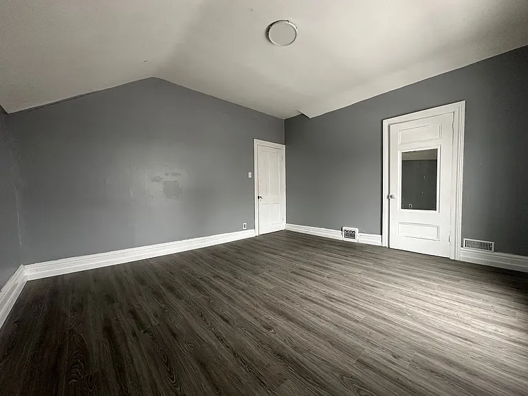57 Marmora St #A — Photo 15