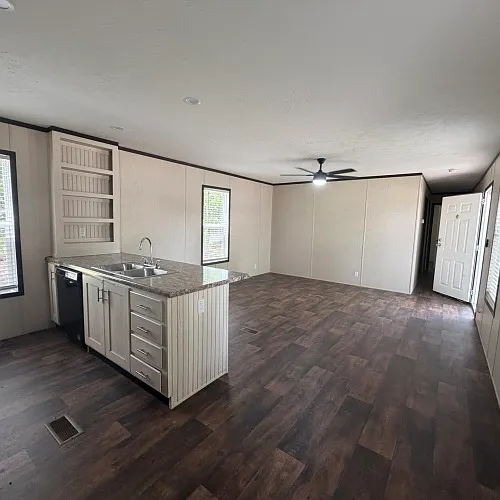 104 Robin Dr — Photo 7