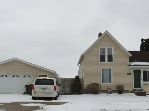 113 N Anderson St, Maquoketa, IA 52060