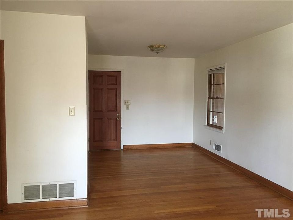 2nd image of 117 E Park St