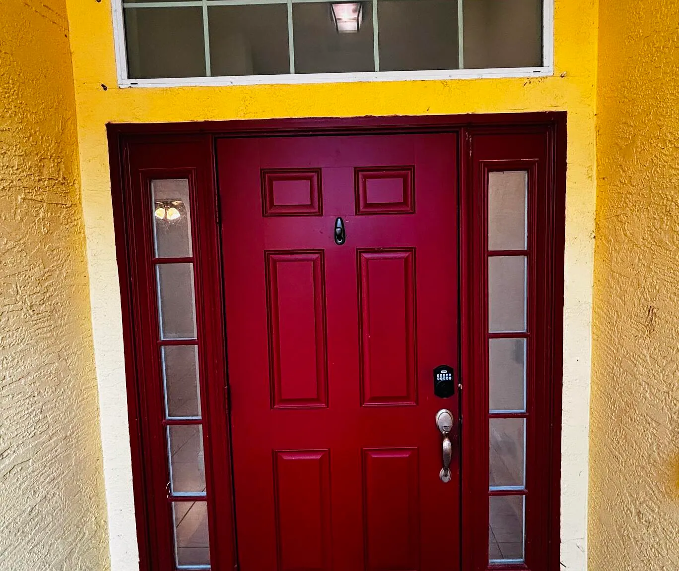 3 bed, 2.0 bath, 1596 sqft, $2,500 — Photo 3