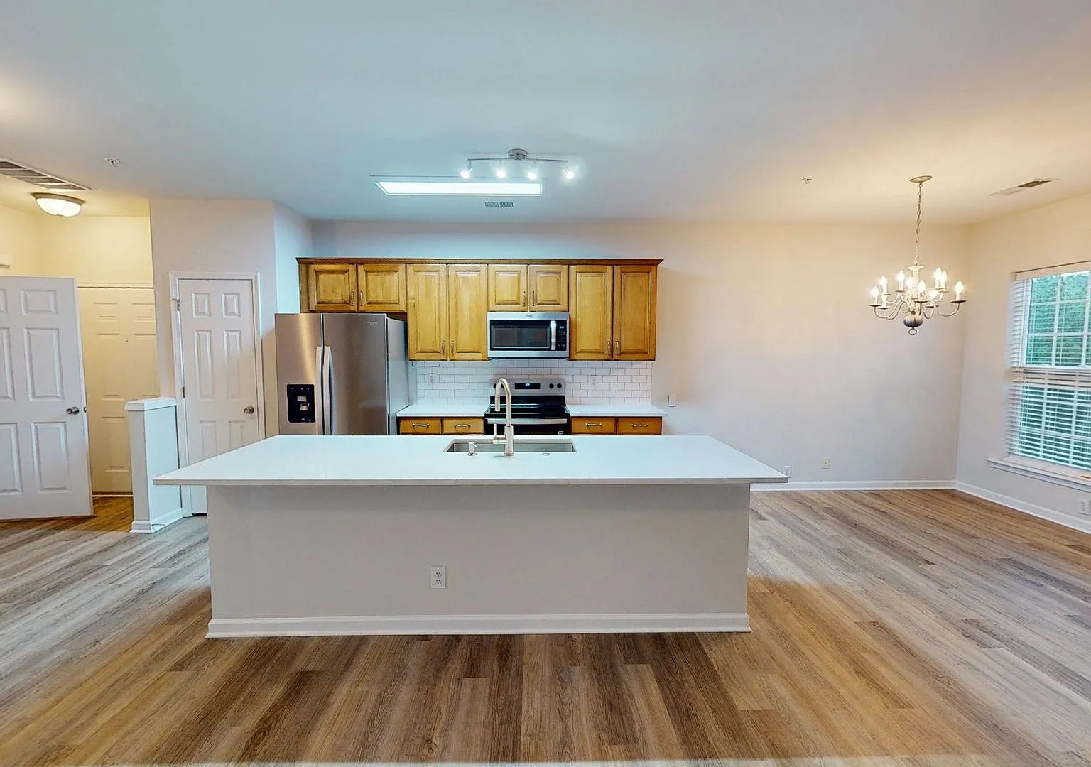 Recently updated condo in the heart of Ballantyne — Photo 3