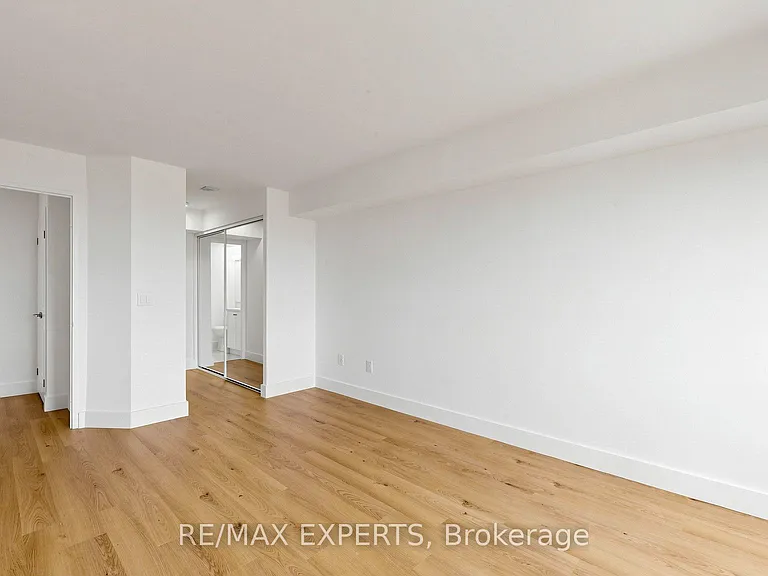 325 Webb Dr #2003 — Photo 24