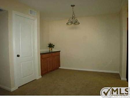 5th image of 2561 White Oak Pl APT 7