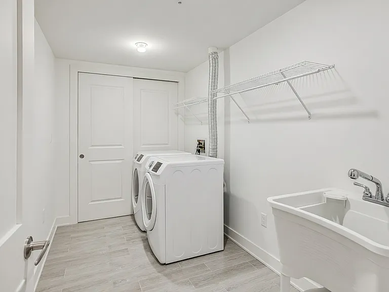 2745 N Ashland Ave #1 — Photo 13