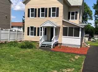 17 Harrison St, Danbury, CT 06810