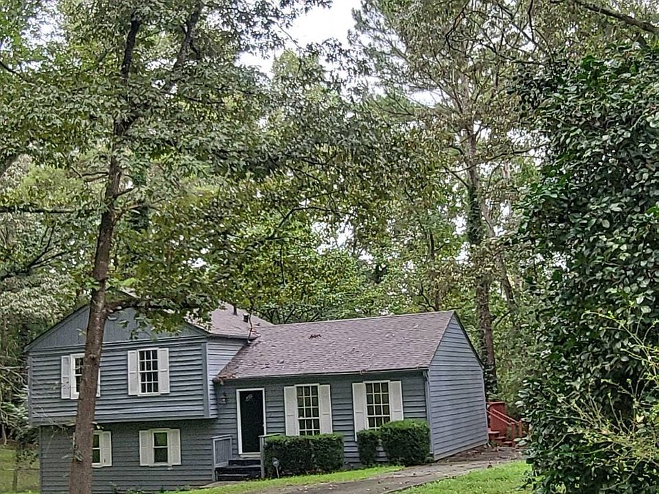 1st image of 107 Park Pl