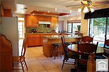 5th image of 340 S Yorkshire Cir