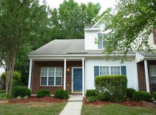 6750 Cypress Tree Ln, Charlotte, NC 28215