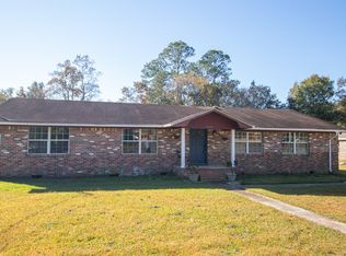 14021 Suburban Dr, Vancleave, MS 39565
