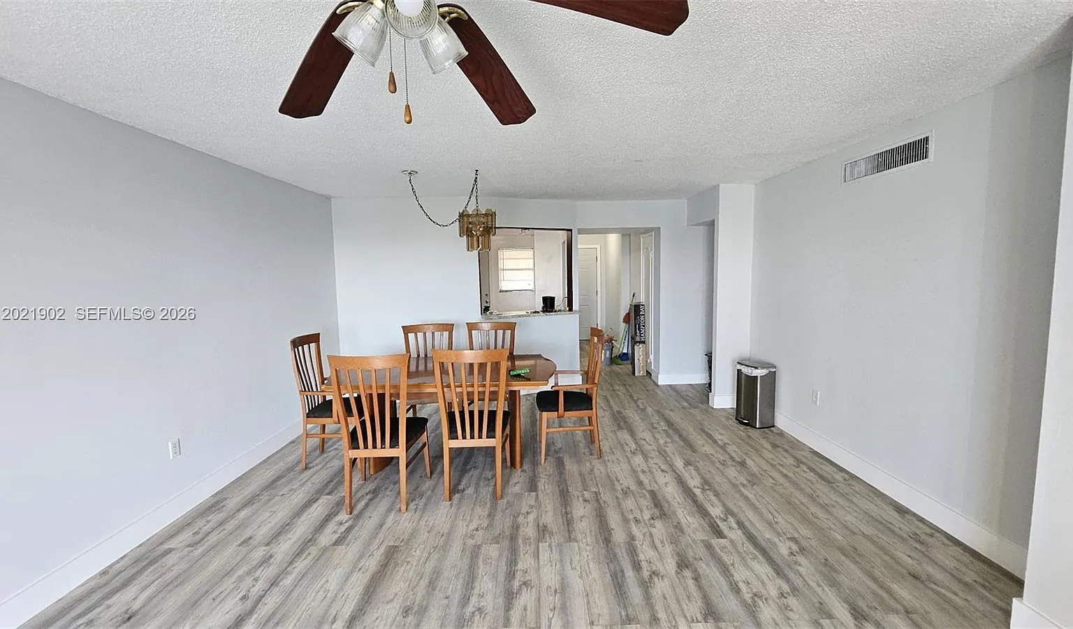 Jade Winds Group-Daisy Ga — Photo 3