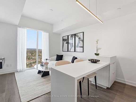 3rd image of 370 Martha St #1901