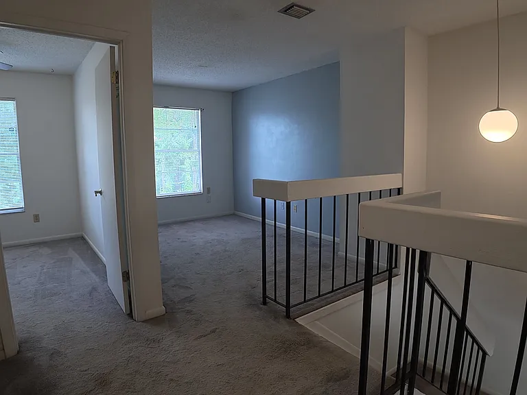 15203 Morning Dr — Photo 30